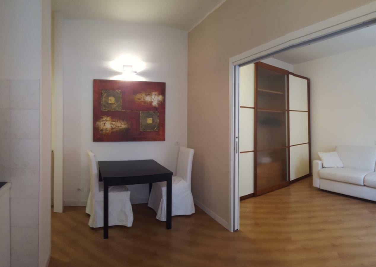 V12 Apartments - Alfieri 2A Новара Екстер'єр фото