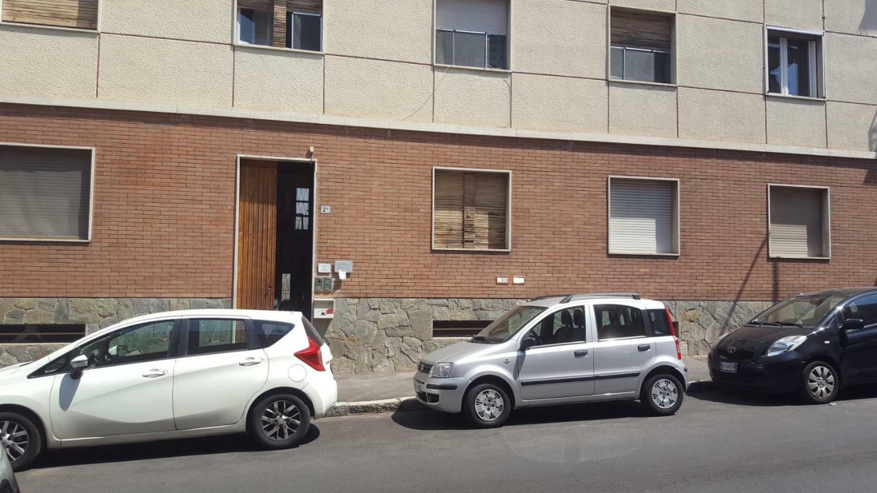 V12 Apartments - Alfieri 2A Новара Екстер'єр фото